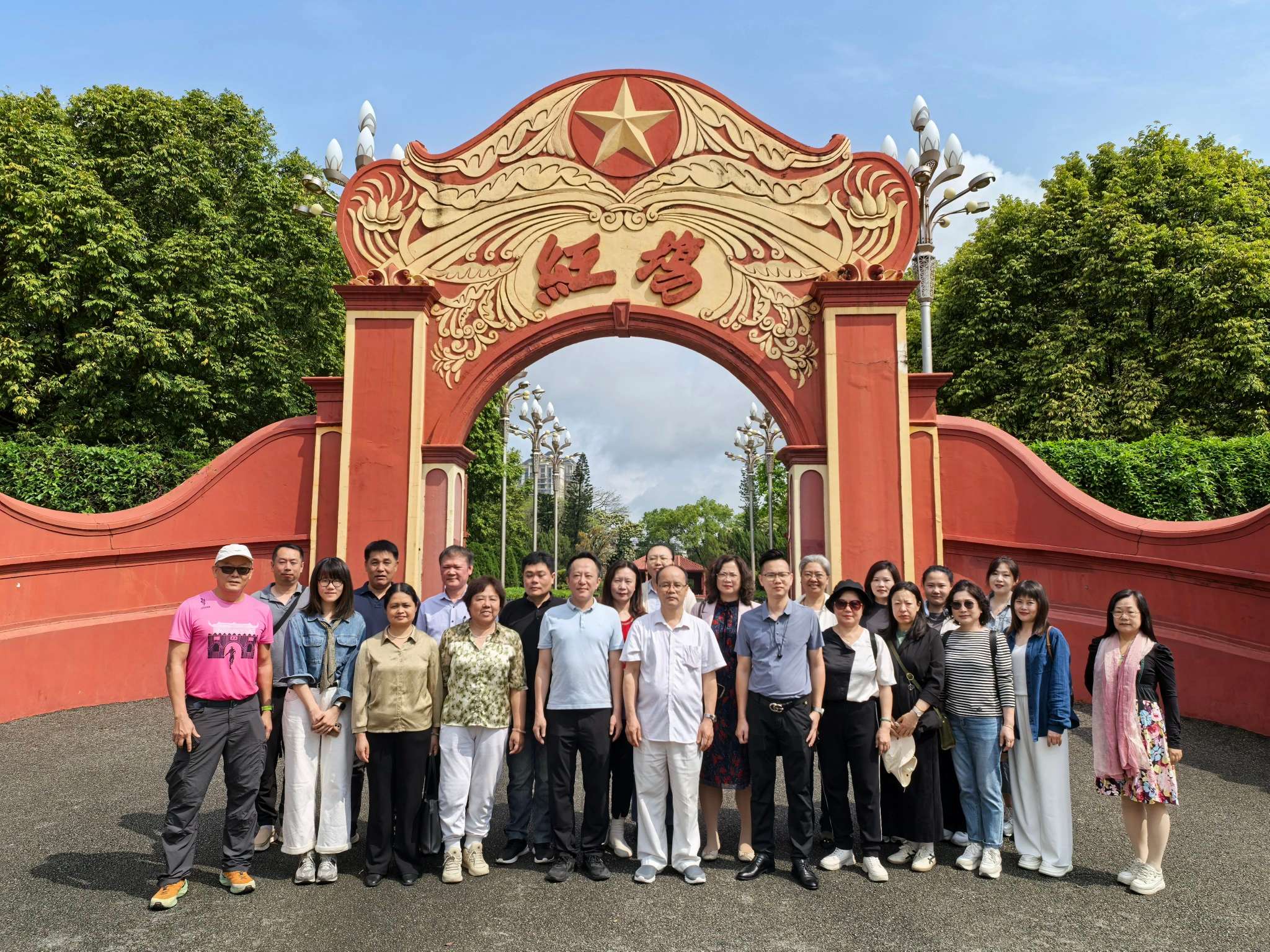 b2ed32715cbac7eafb0dde7633116d.jpg 005.jpg