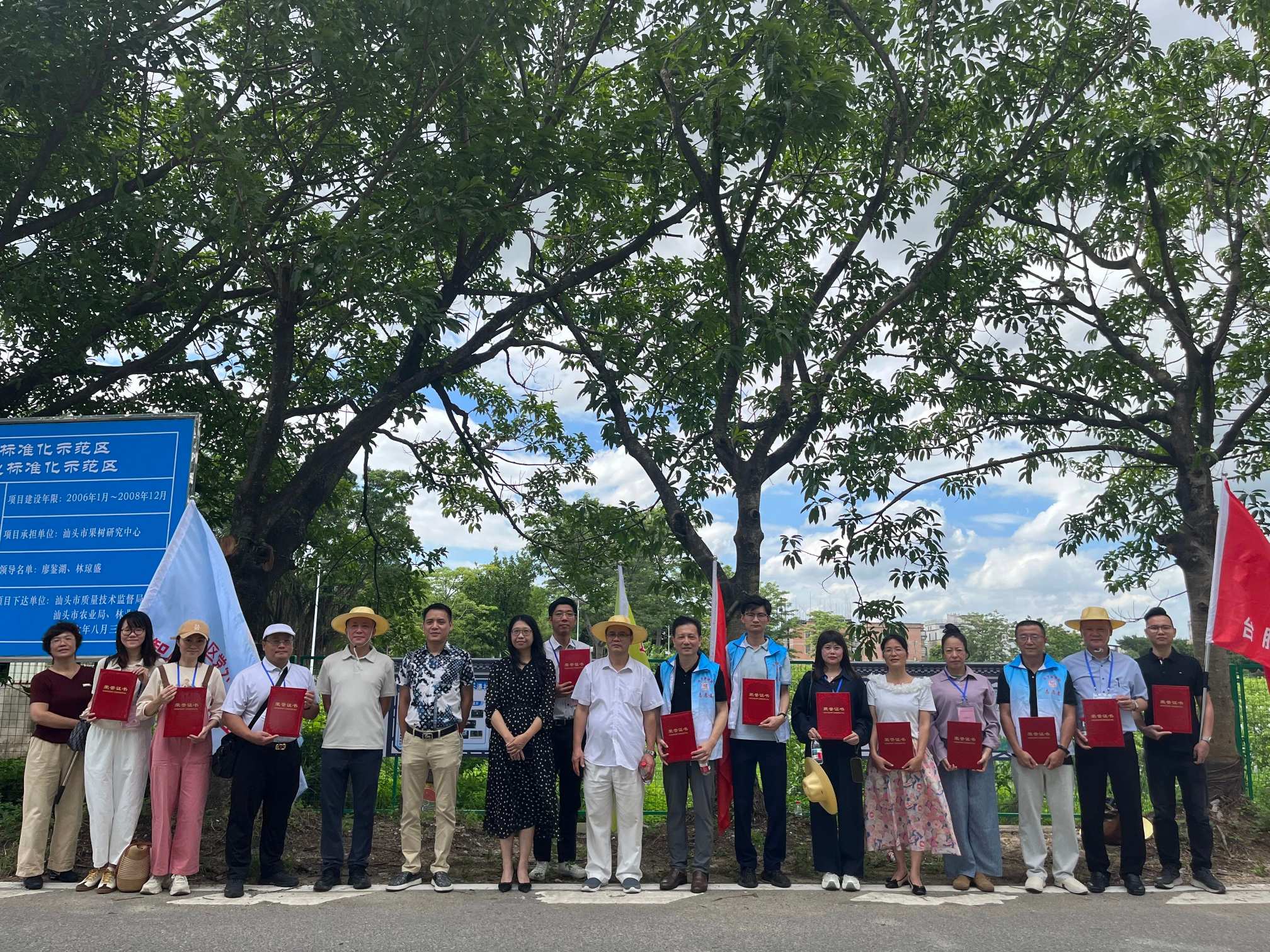 fc9c1e9ba784c9f0f28b758a846a91.jpg 5.jpg